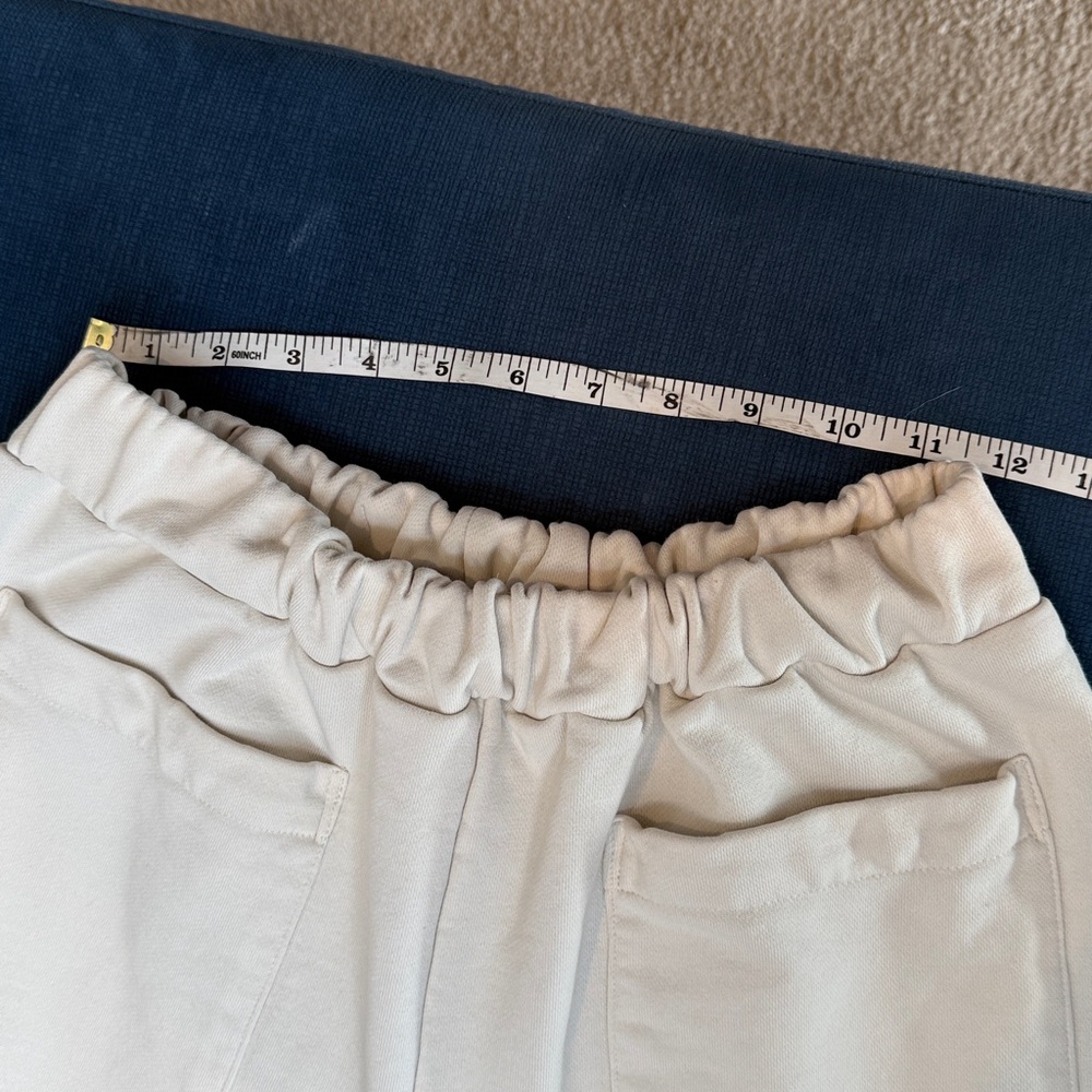 Cream Wide-Leg elevated sweatpants - Picture 6 of 9